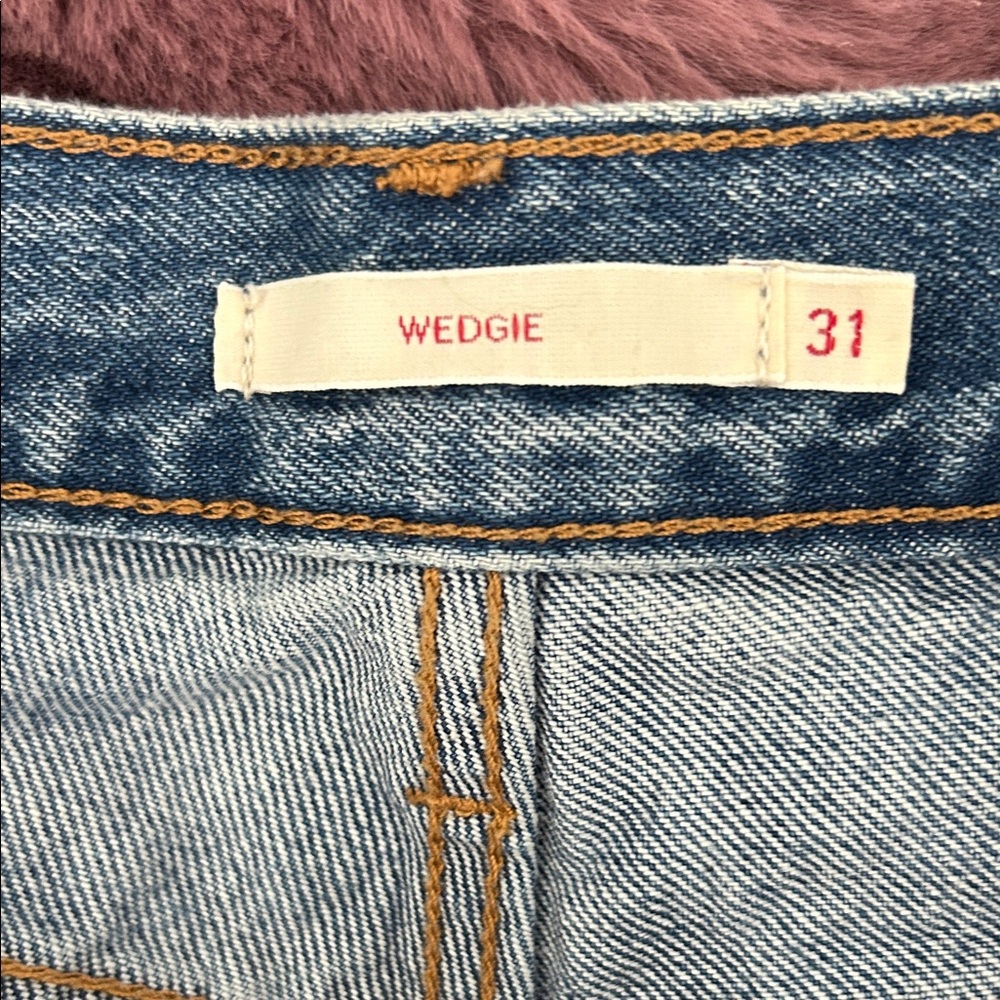 Levi's Wedgie Jeans- Size 31 - Picture 3 of 8